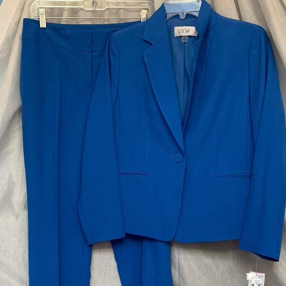 Le Suit Jackets & Blazers - Le Suit Royal Blue Women's Blazer and Pants Suit